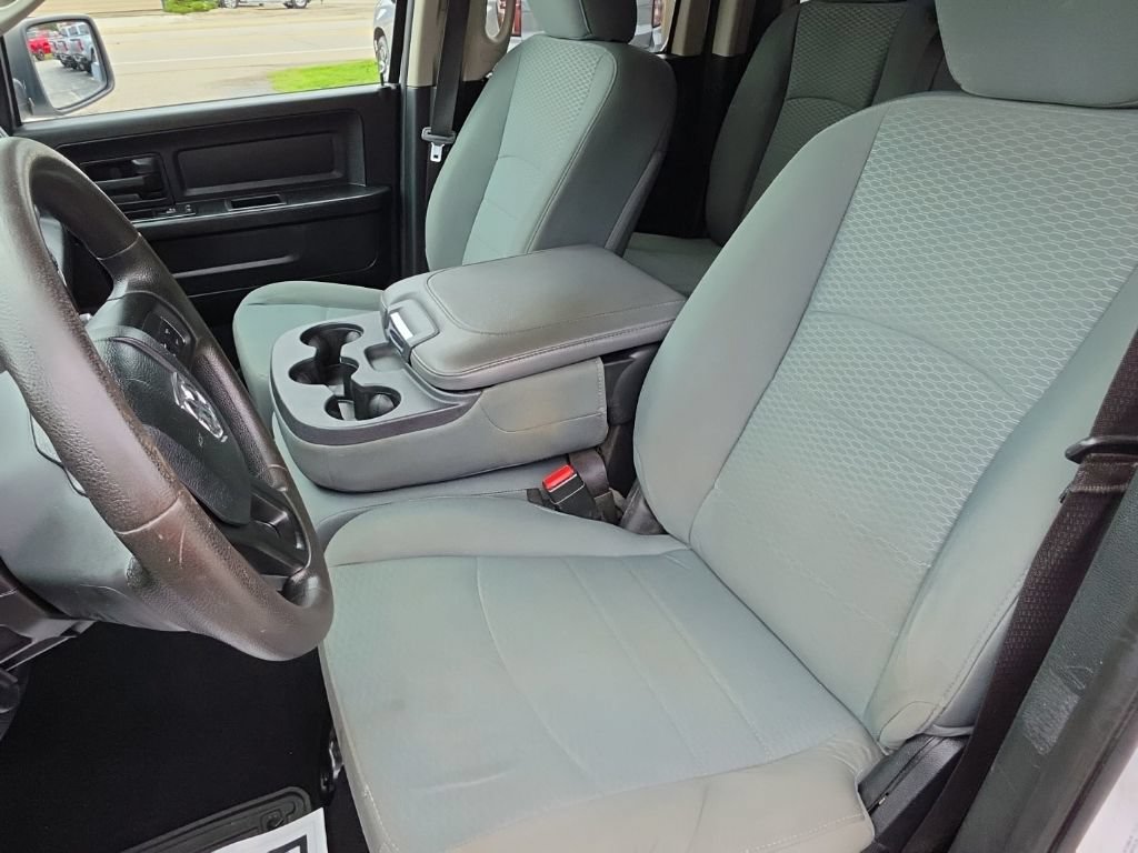 Used 2014 RAM 1500 ST w/ SXT Appearance Group AWD/4WD image 21