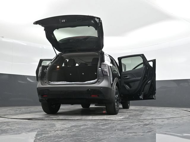 Used 2025 Nissan Kicks SV w/ SV Premium Package AWD/4WD image 36