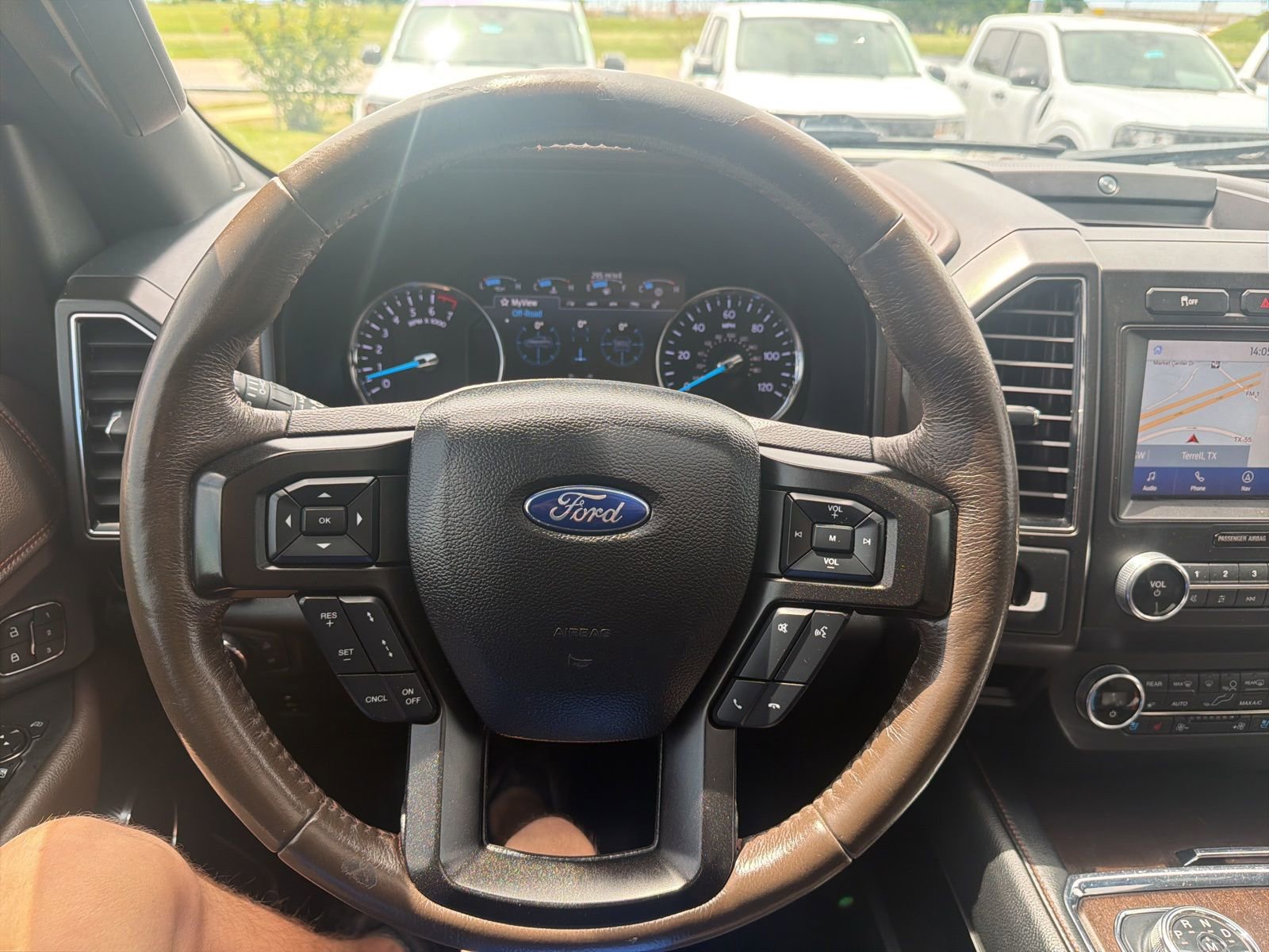 Used 2020 Ford Expedition Max King Ranch w/ Cargo Package image 16