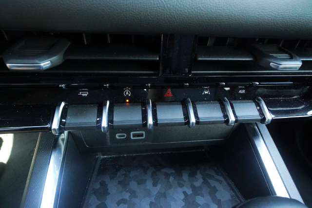 Used 2026 GMC Canyon Elevation w/ Convenience Package RWD image 16