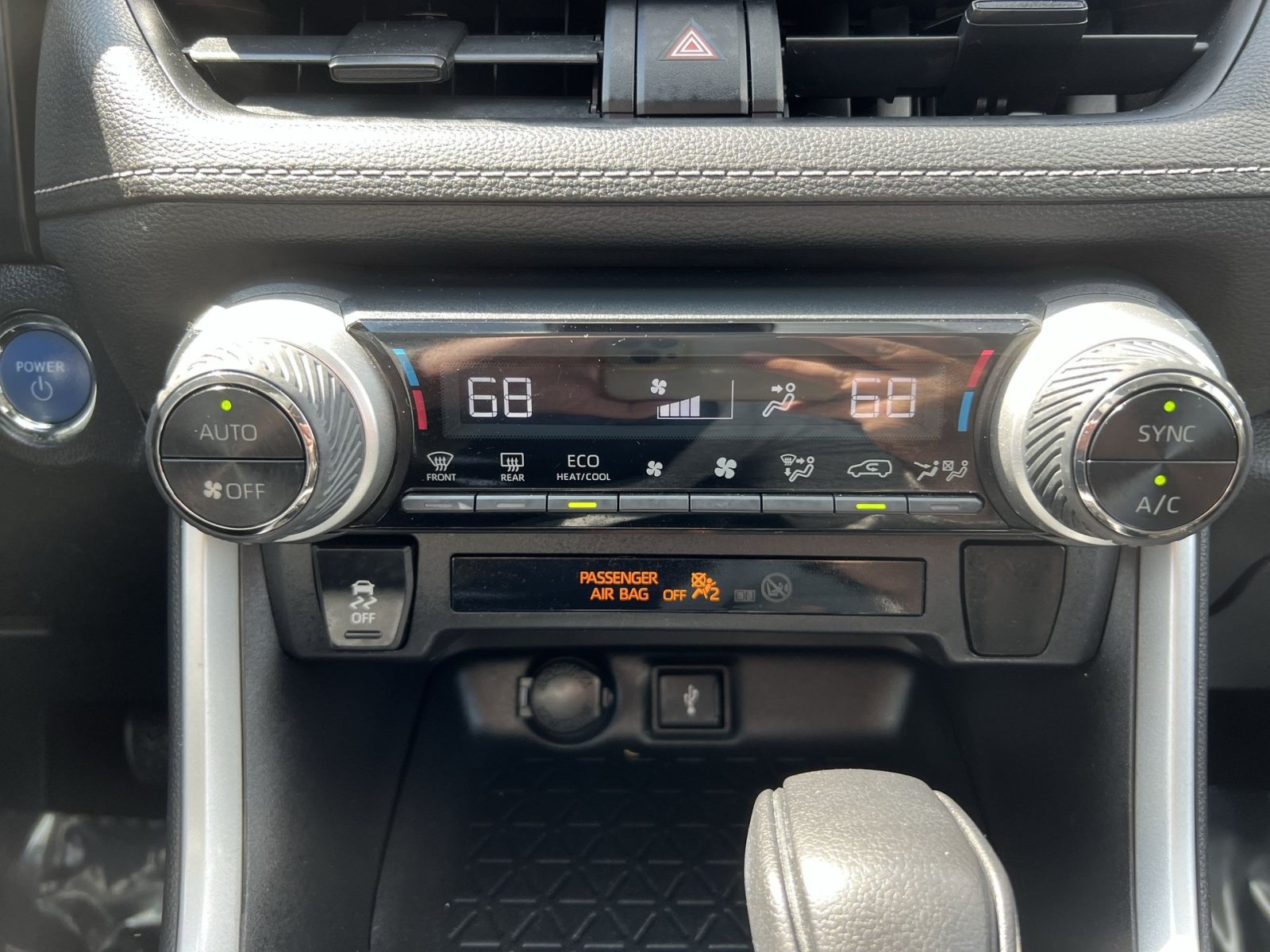 Used 2021 Toyota RAV4 XLE w/ Convenience Package AWD/4WD image 20