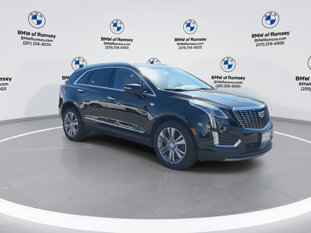 Used 2024 Cadillac XT5 Premium Luxury w/ Technology Package AWD/4WD image 2