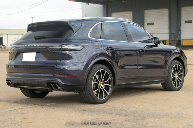 Used 2019 Porsche Cayenne Turbo image 8