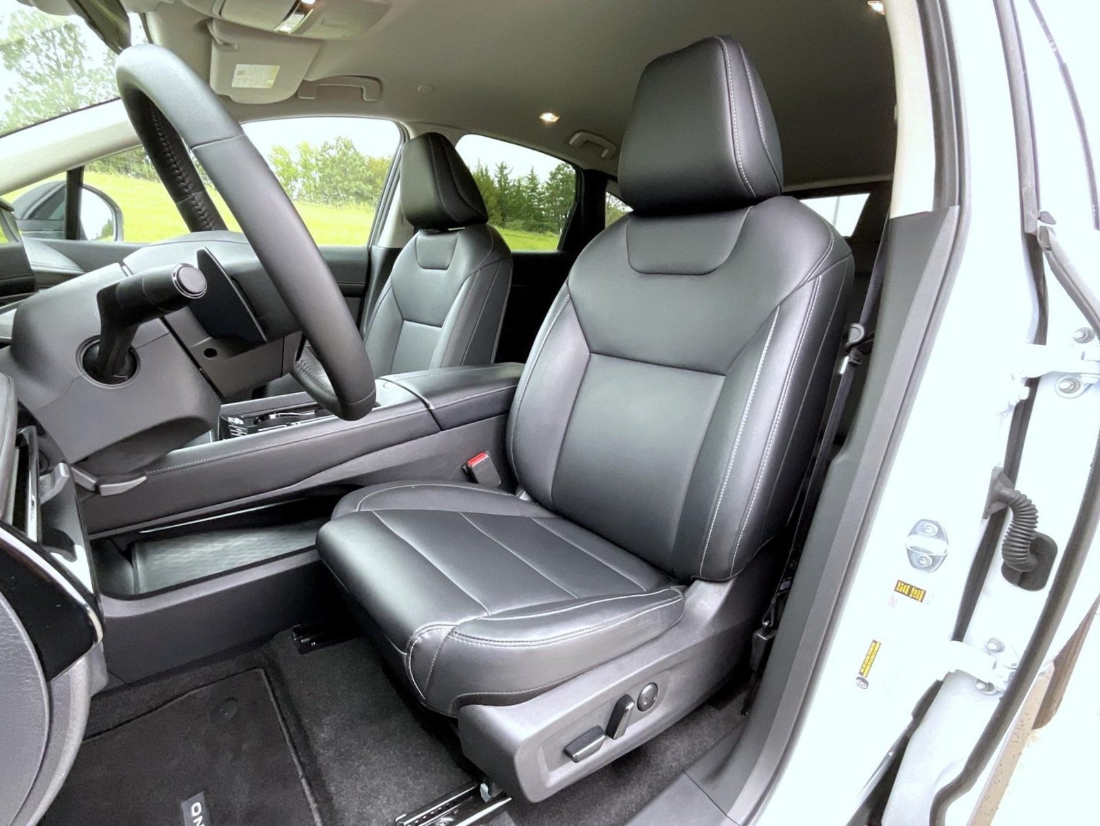 Certified 2025 Nissan Murano SV AWD/4WD image 11