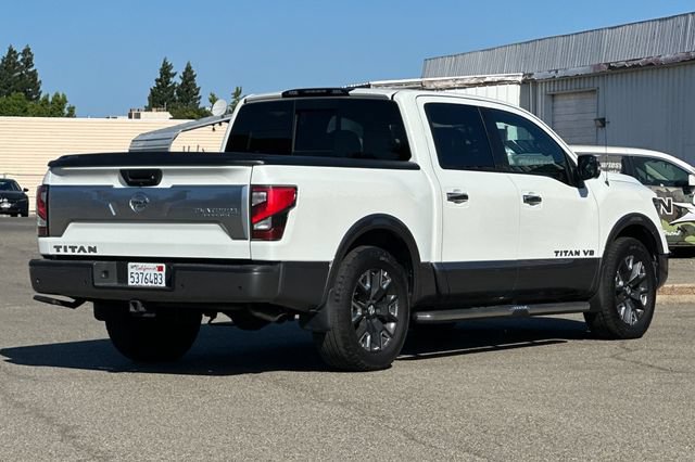 Used 2020 Nissan Titan Platinum Reserve w/ Moonroof Package RWD image 4
