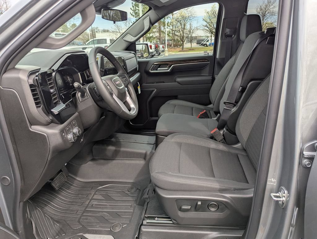 New 2026 GMC Sierra 1500 SLE w/ X31 Off-Road Package AWD/4WD image 11