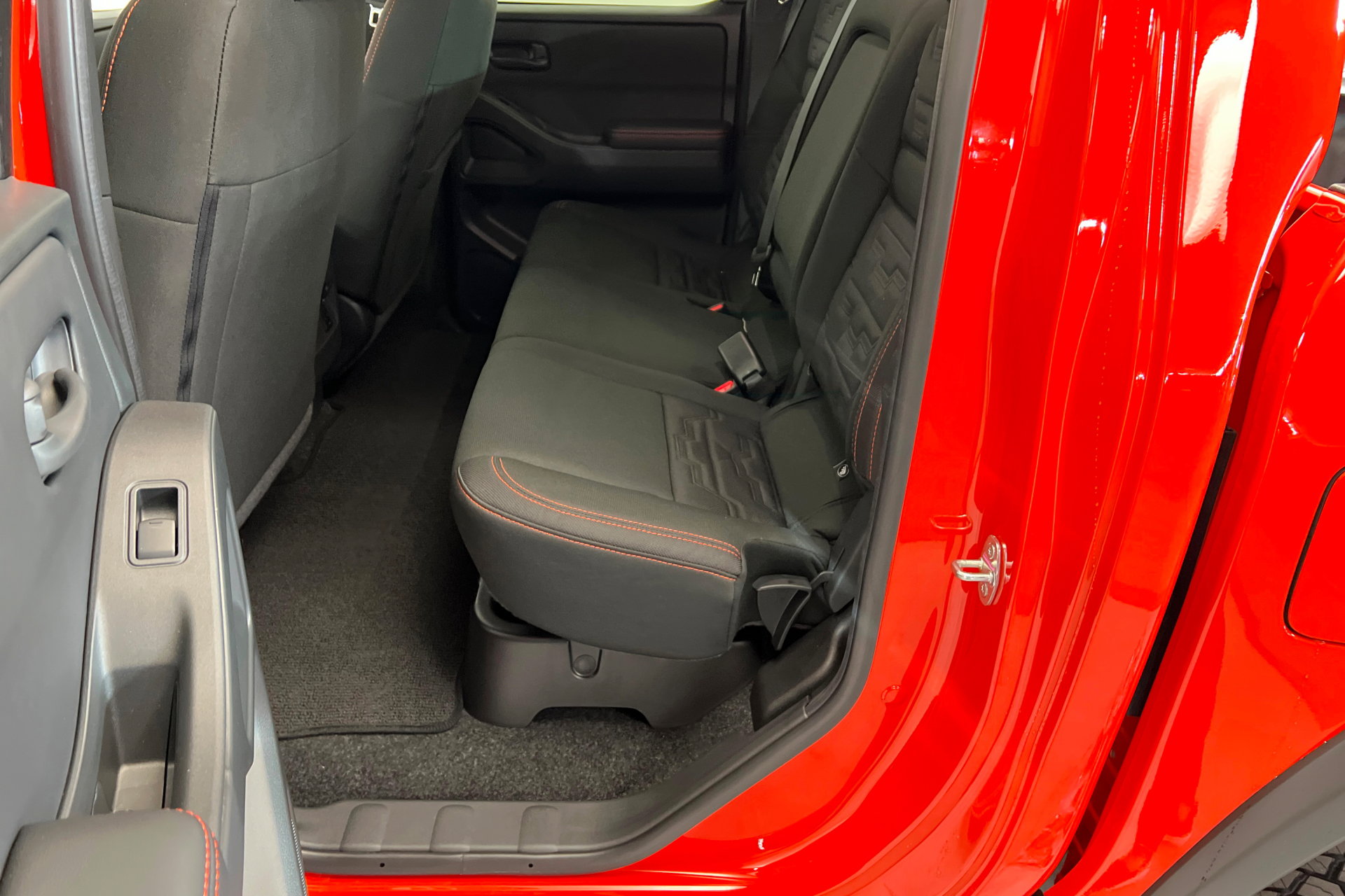 New 2026 Nissan Frontier PRO-4X w/ Pro-4x Convenience Package image 21