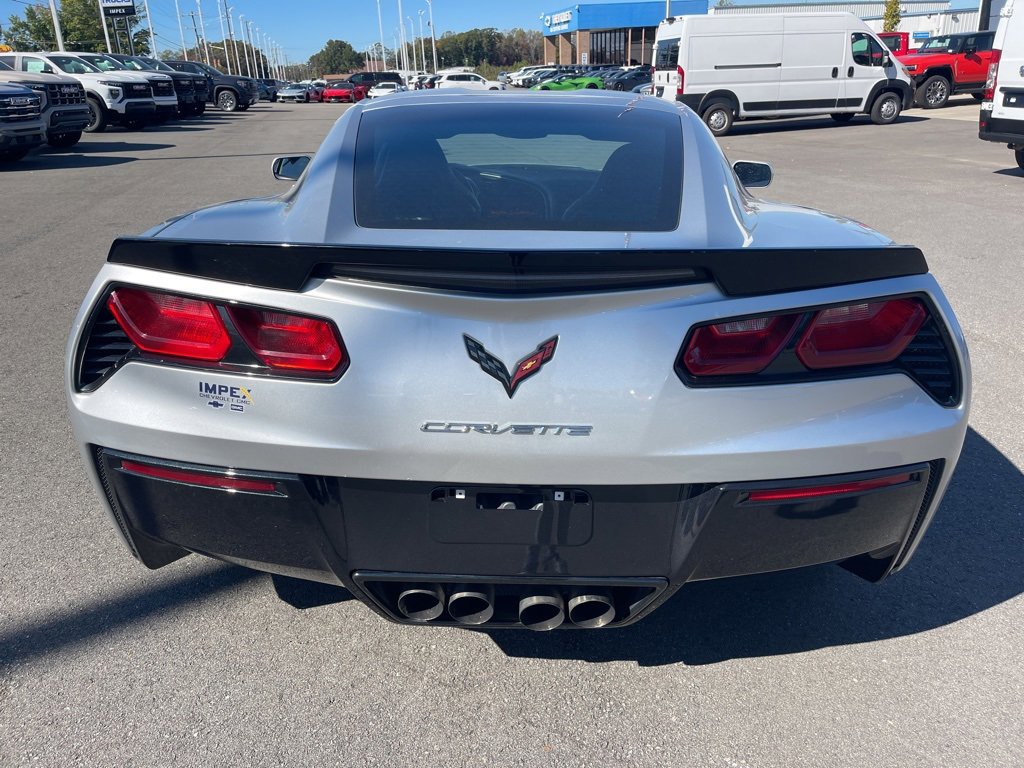 Used 2017 Chevrolet Corvette Stingray Coupe w/ 1LT image 4