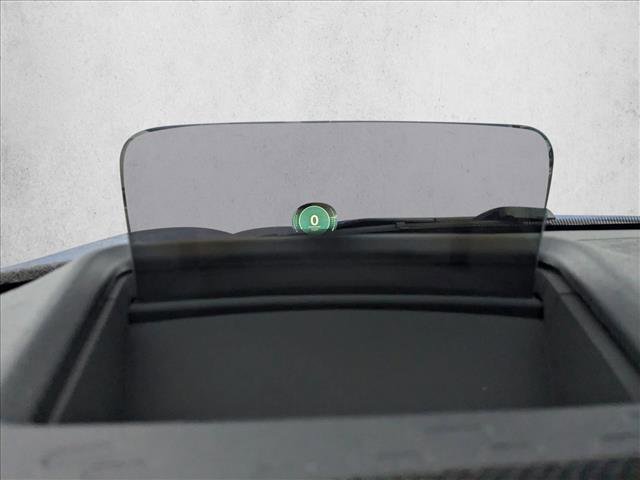 Used 2025 MINI Cooper 2-Door Hardtop image 11