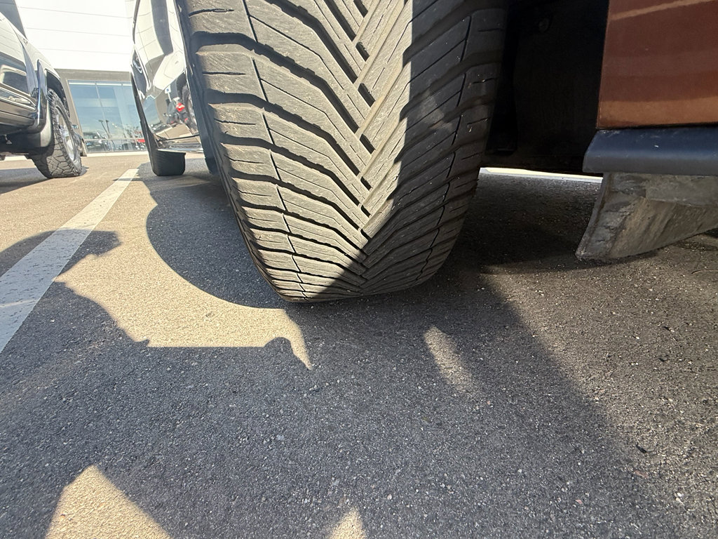 Used 2023 Toyota Sienna XLE FWD image 10