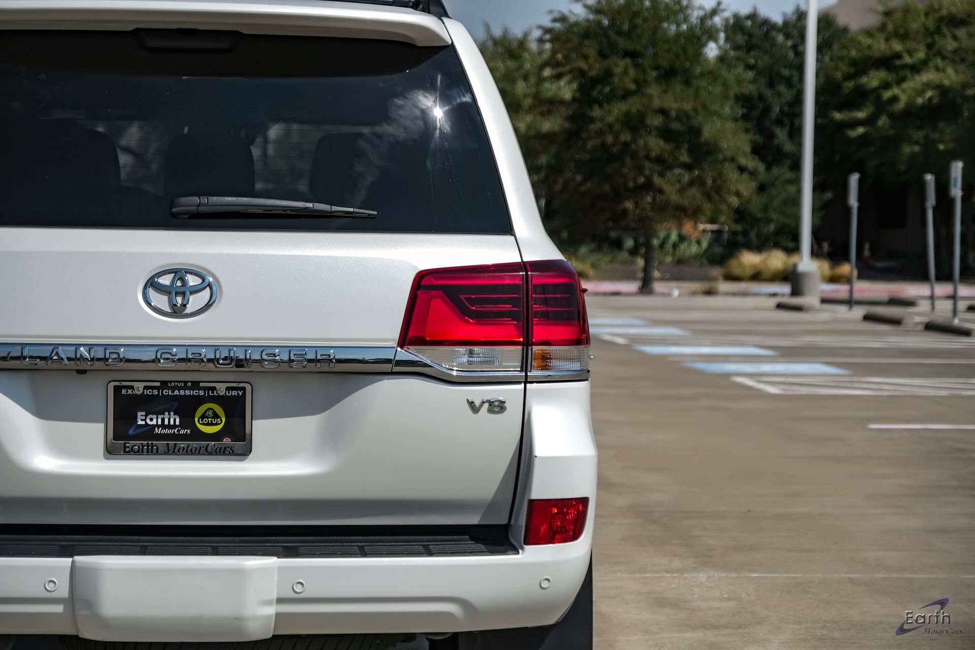 Used 2020 Toyota Land Cruiser AWD/4WD image 14