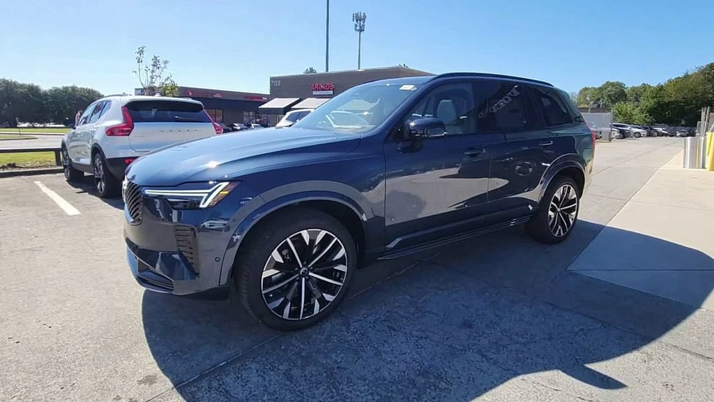 New 2026 Volvo XC90 B6 Ultra w/ Lounge Package AWD/4WD image 8