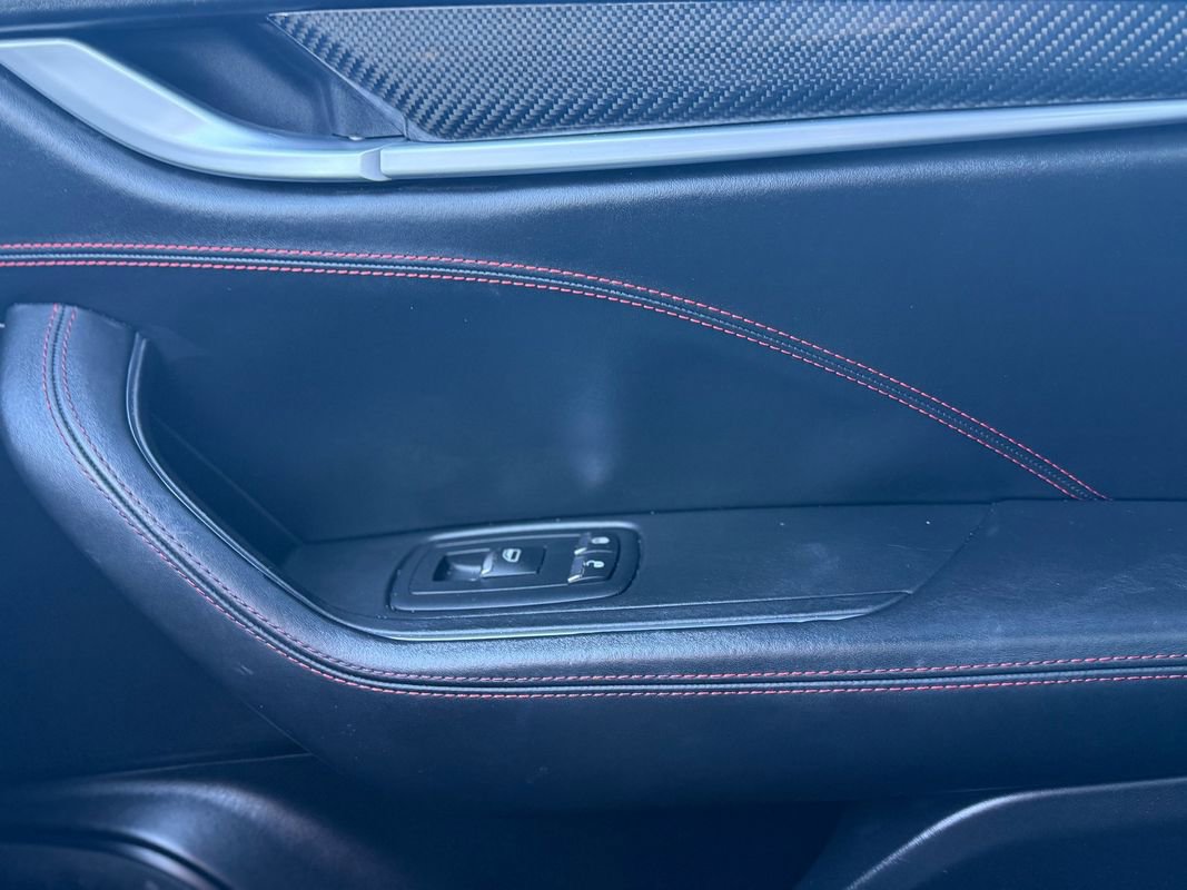 Used 2017 Maserati Levante S AWD/4WD image 28