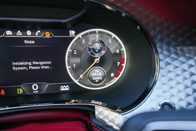 Used 2022 Bentley Flying Spur V8 image 19