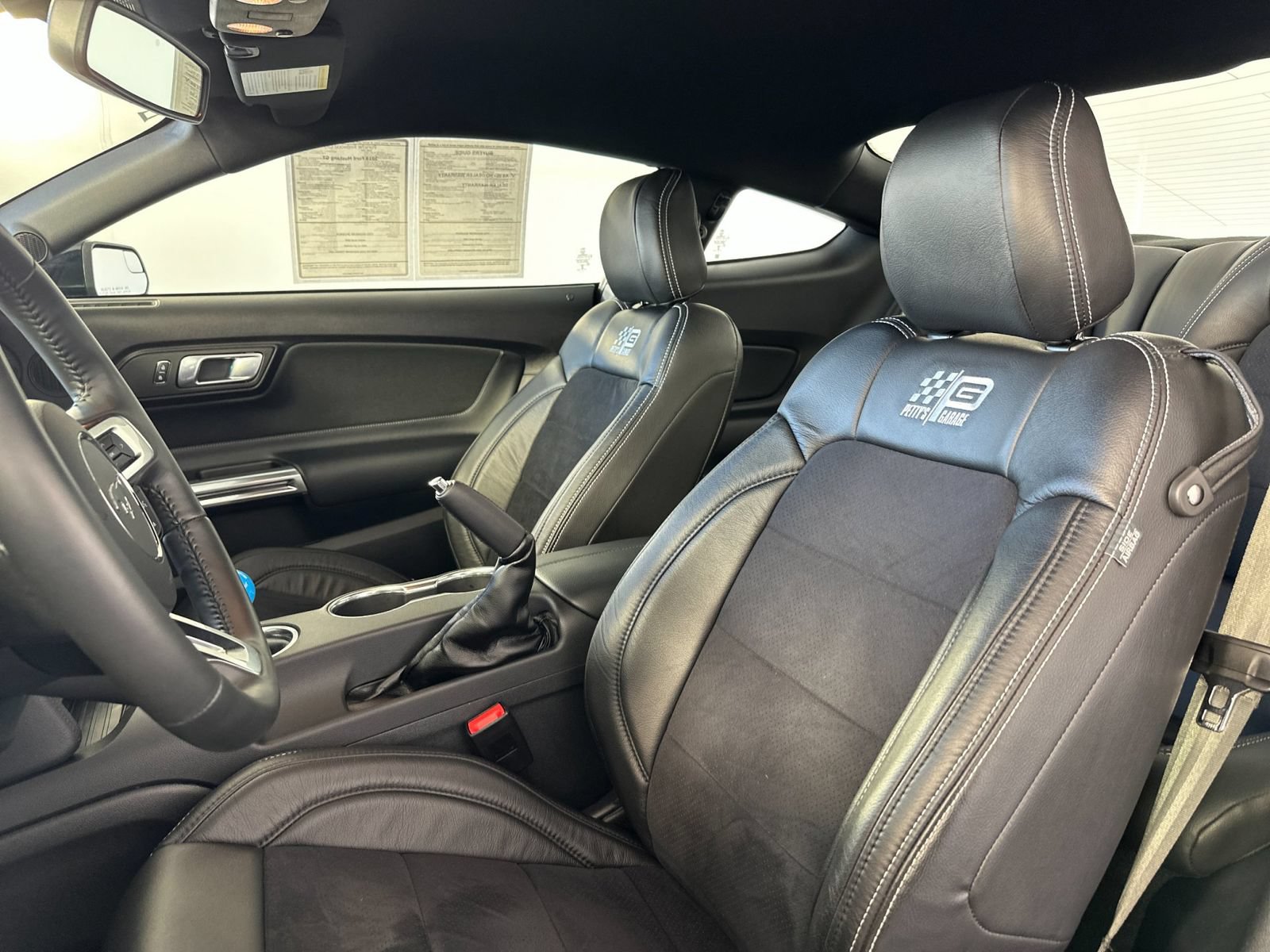 Used 2018 Ford Mustang GT w/ GT Performance Package RWD image 5