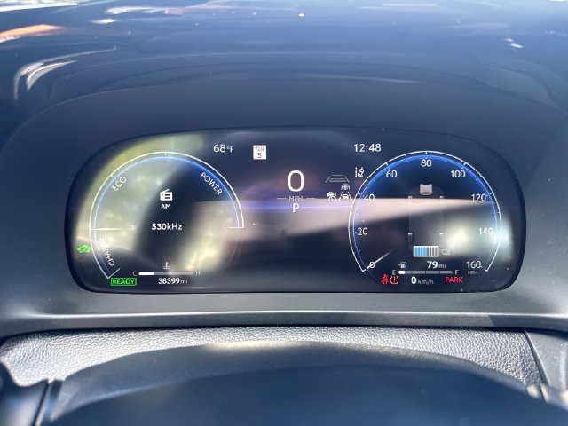 Used 2025 Toyota Crown Signia AWD/4WD image 19