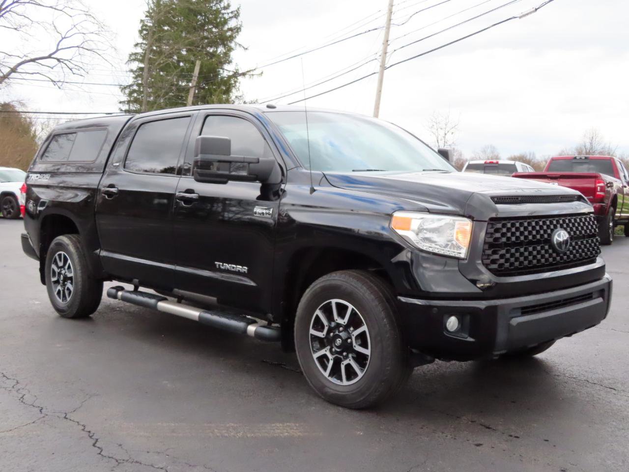Used 2016 Toyota Tundra SR5 w/ TRD Off Road Package image 8