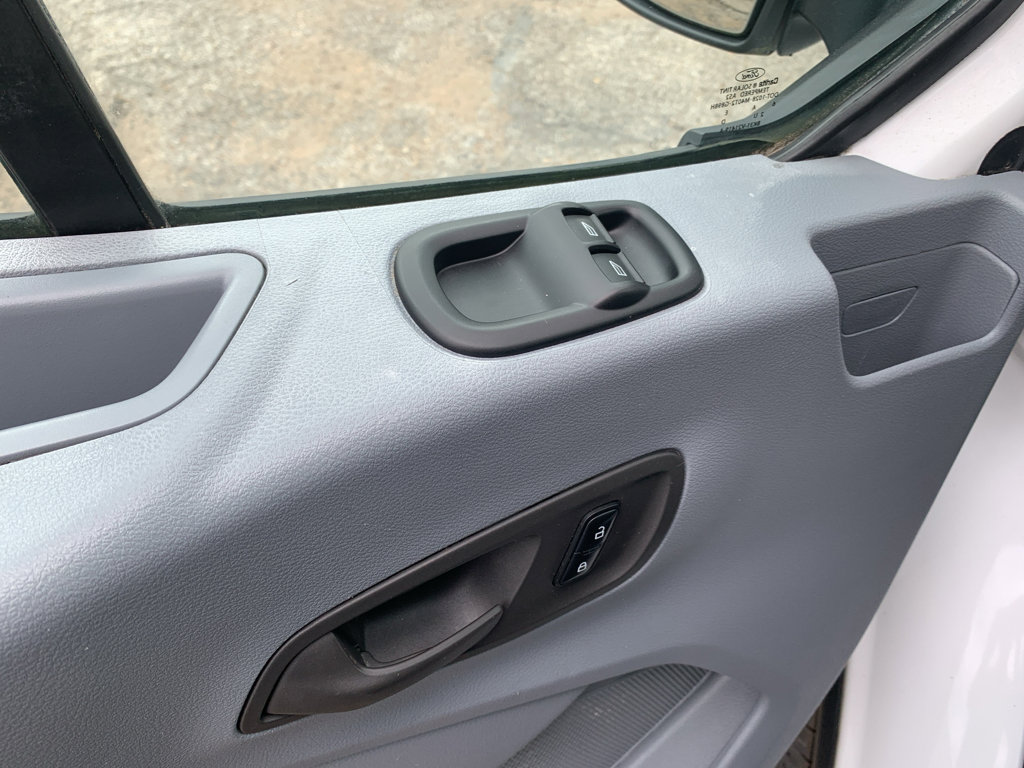 Used 2017 Ford Transit 350 148 Medium Roof image 15
