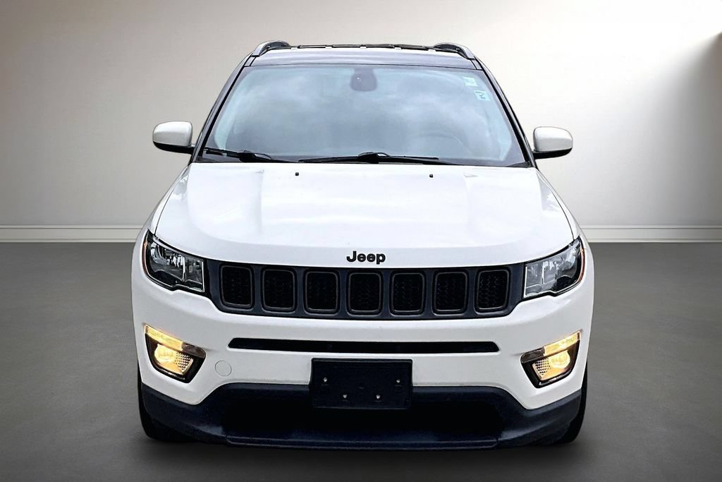 Used 2018 Jeep Compass Latitude w/ Popular Equipment Group AWD/4WD image 2