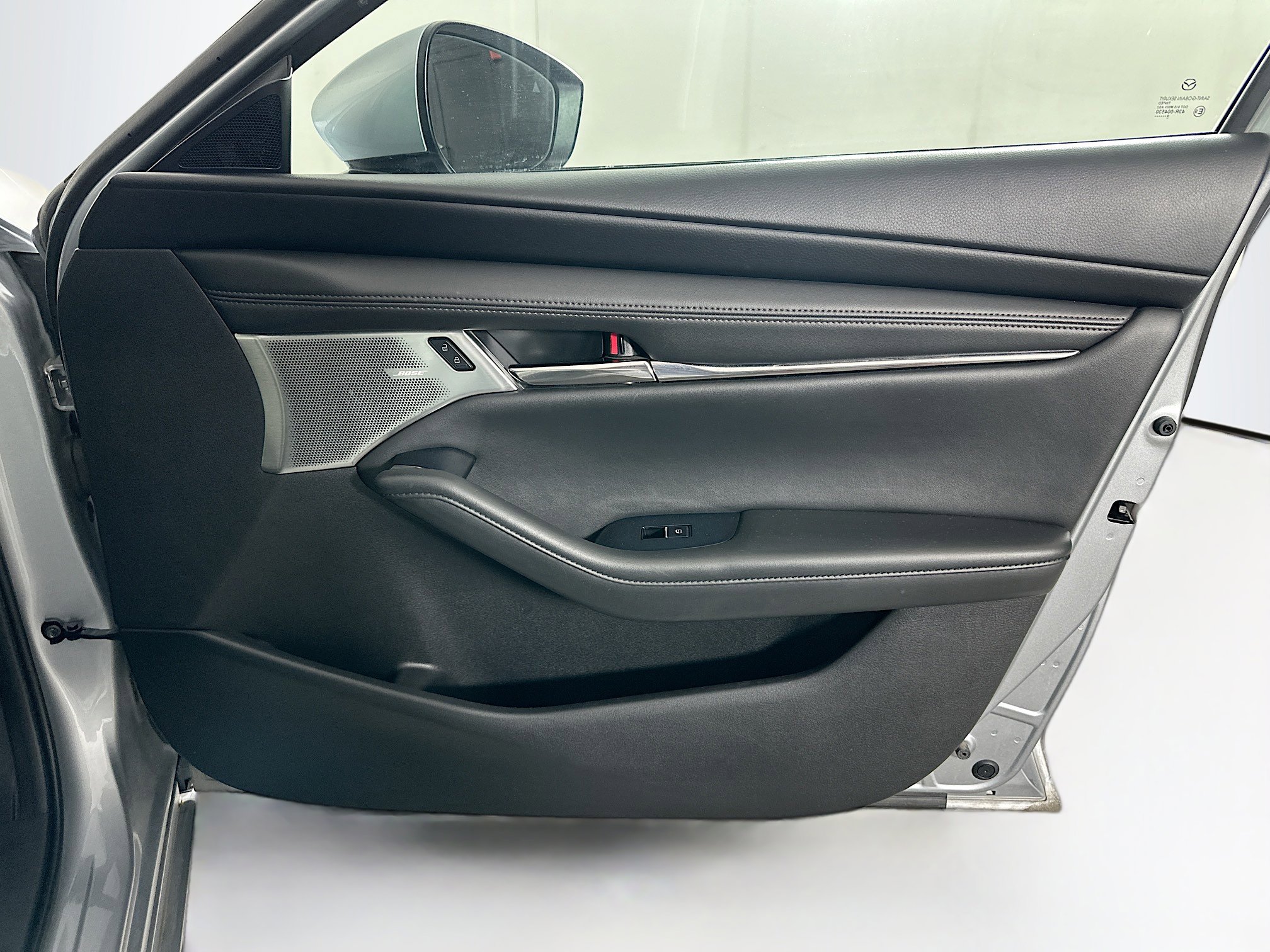Used 2020 MAZDA MAZDA3 AWD Sedan w/ Preferred Package image 30