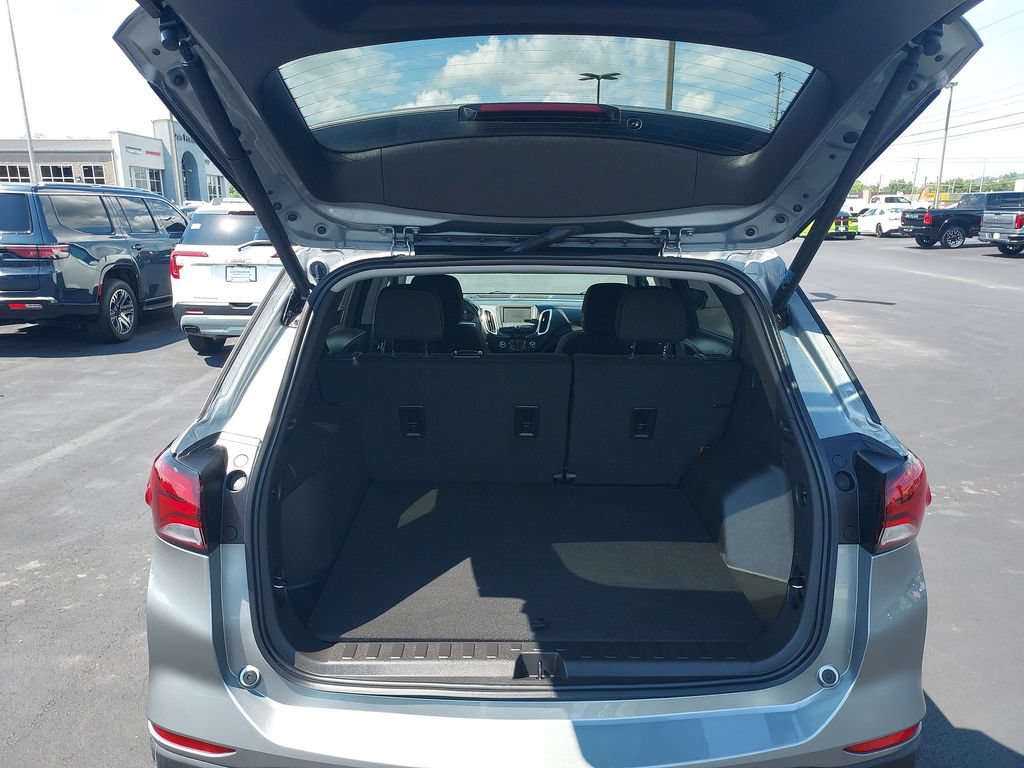 Used 2024 Chevrolet Equinox LT FWD image 28