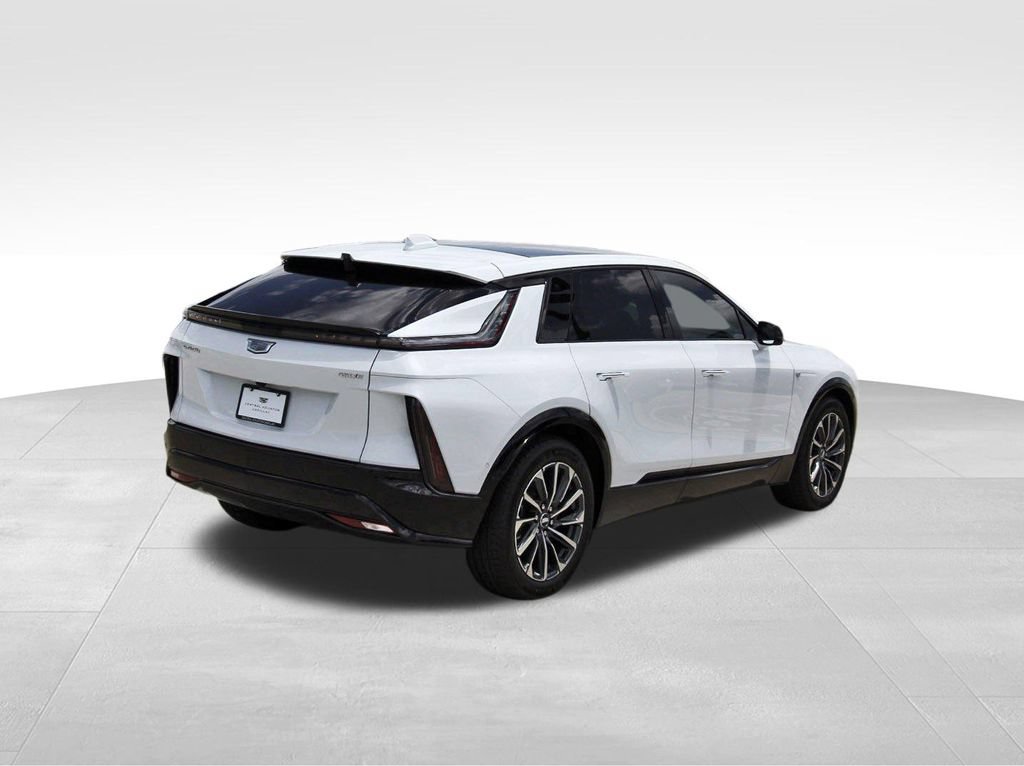 New 2026 Cadillac Lyriq Sport RWD image 4
