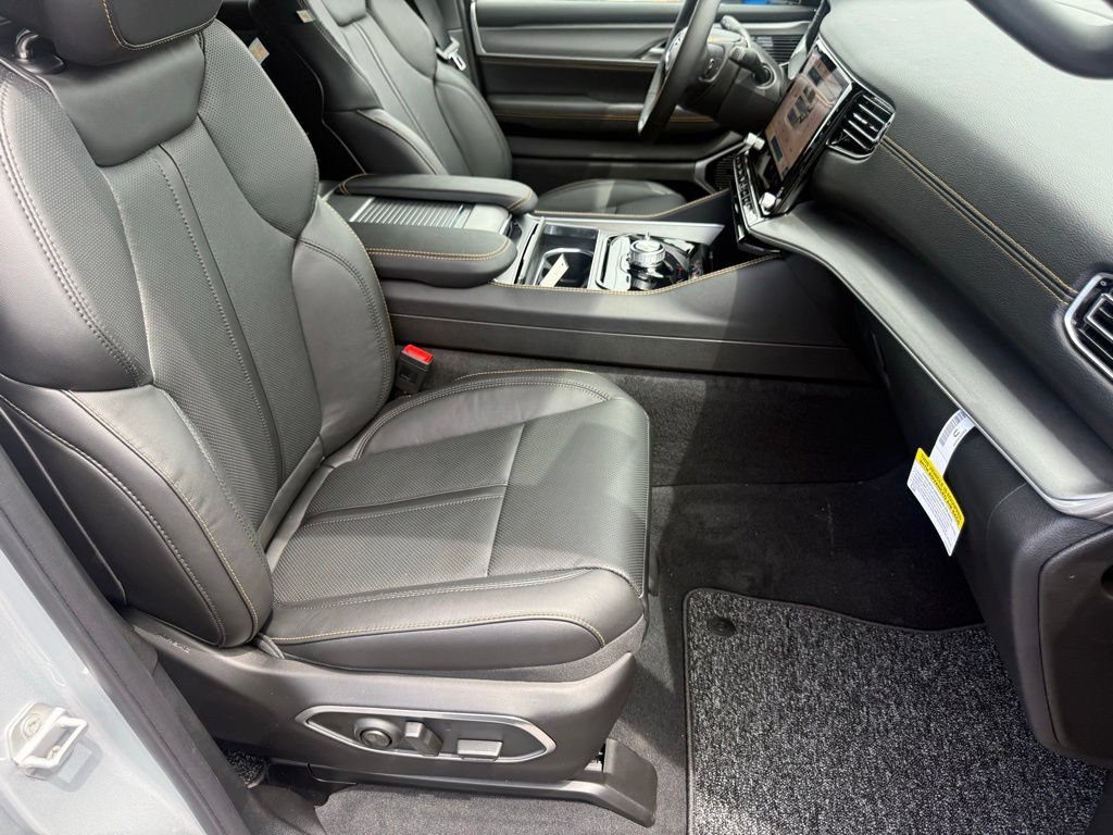 New 2026 Jeep Grand Wagoneer 4WD image 66