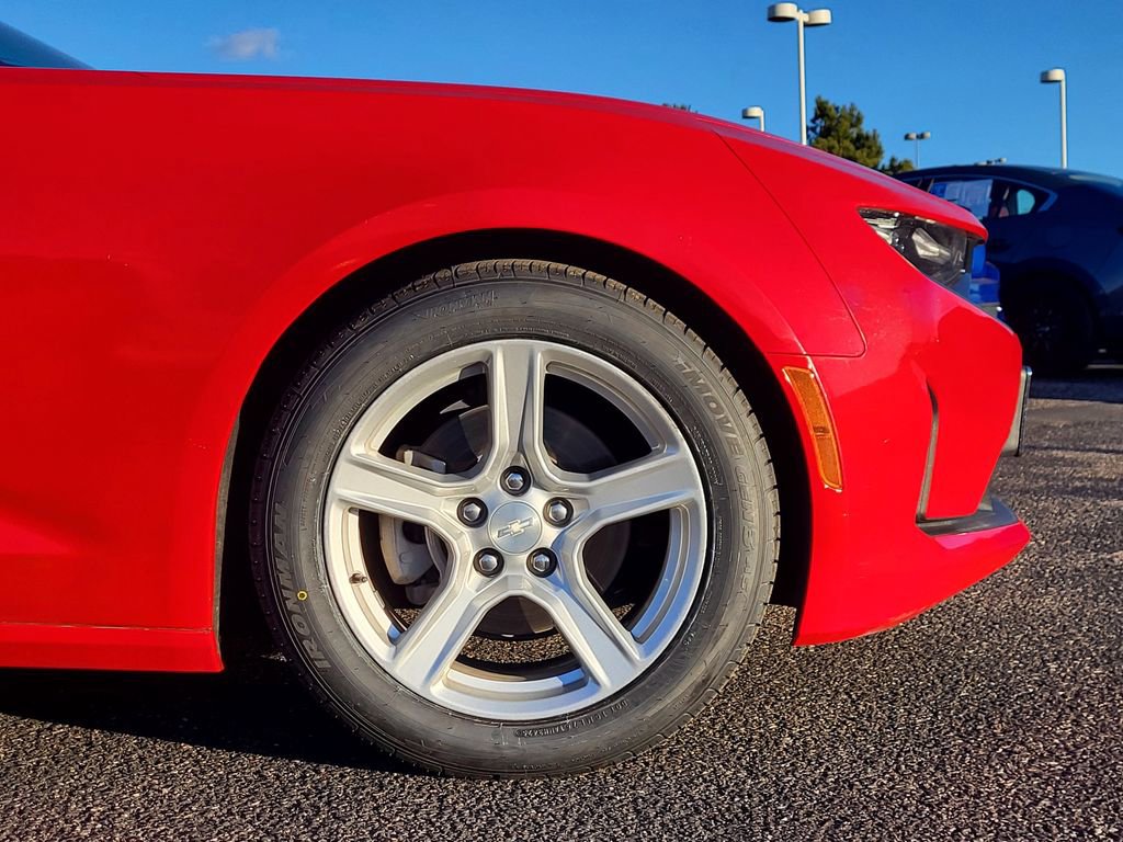 Used 2023 Chevrolet Camaro LT image 28