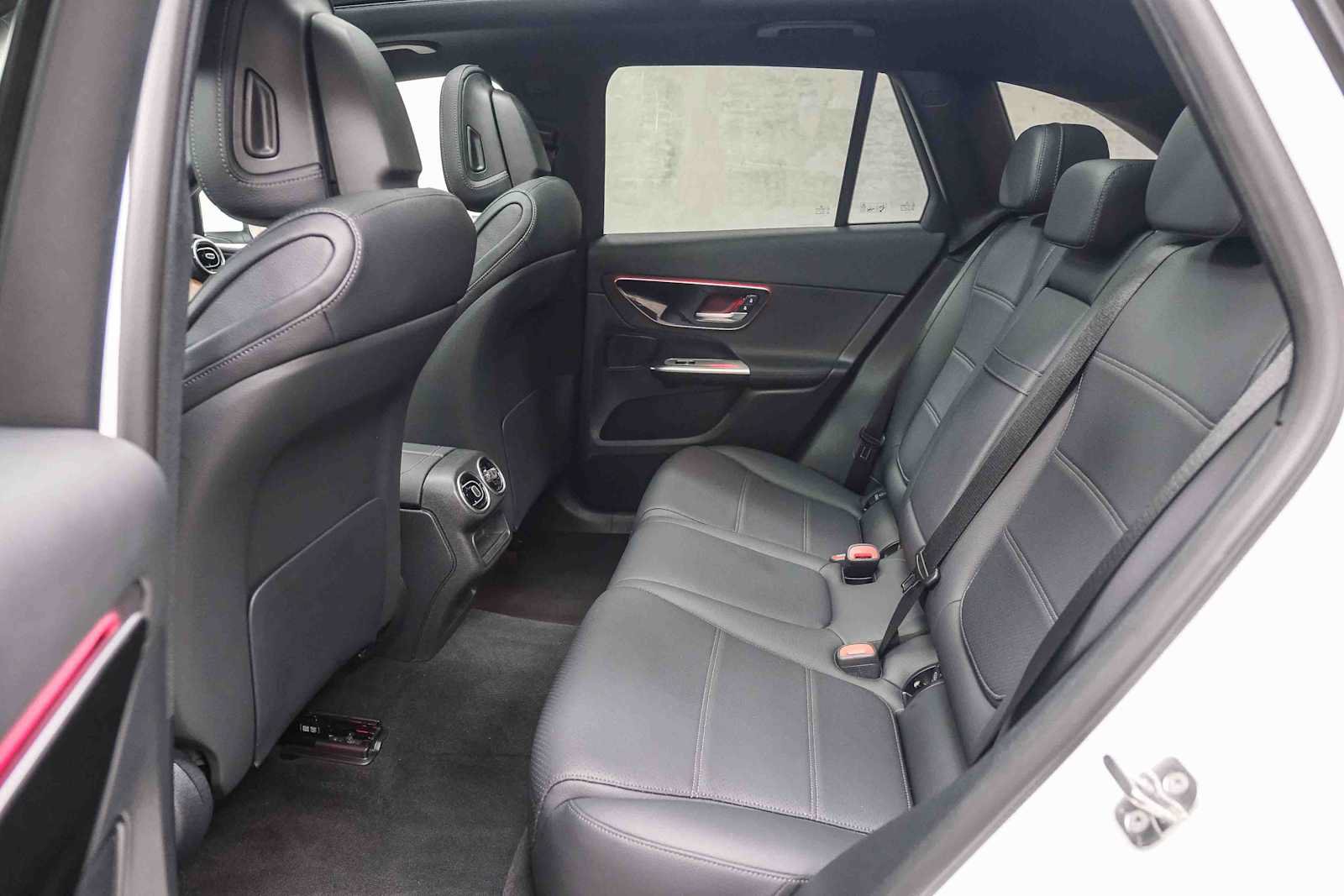 Certified 2026 Mercedes-Benz GLC 300 image 24