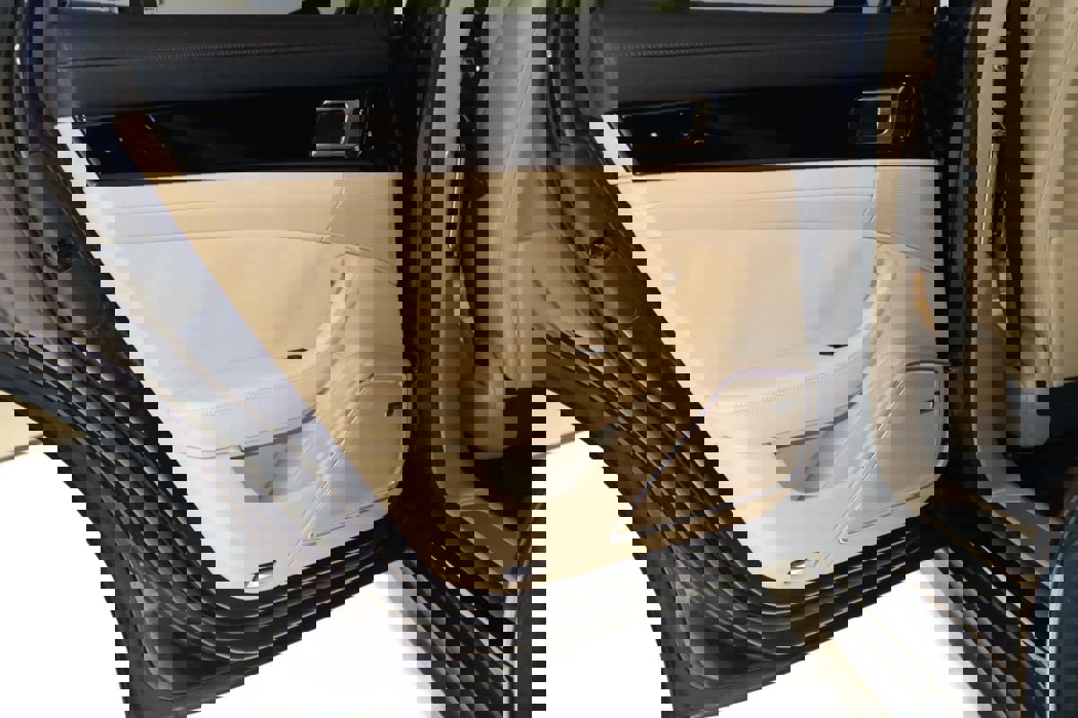 Used 2018 Porsche Panamera 4 image 69