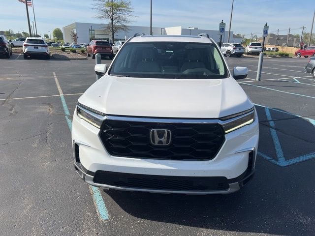 Used 2023 Honda Pilot Elite image 8