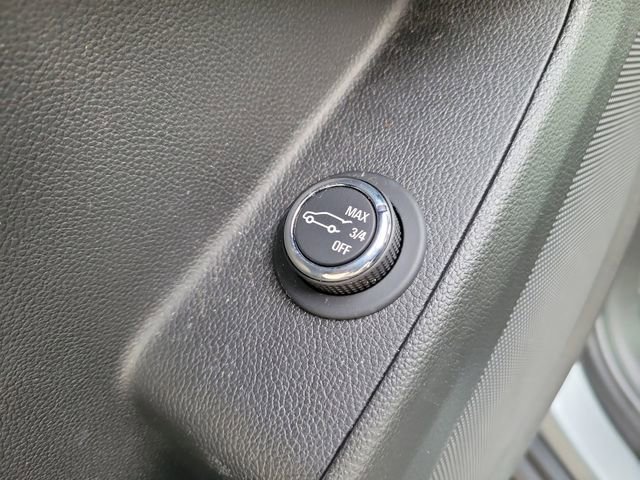 Certified 2023 Chevrolet Traverse LT FWD image 24