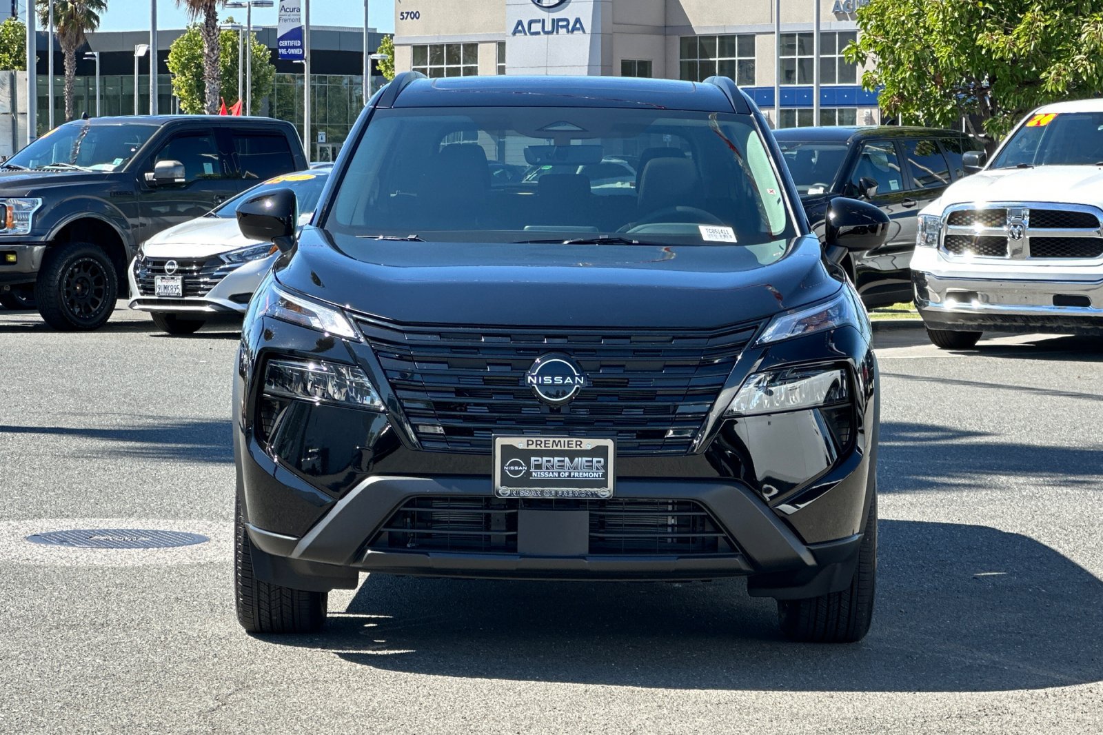 New 2026 Nissan Rogue Dark Armor FWD image 6