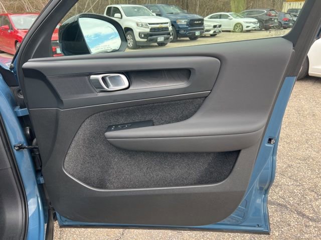 Certified 2023 Volvo XC40 Recharge Plus AWD/4WD image 16
