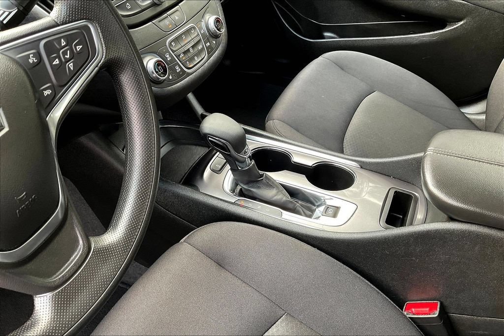 Used 2024 Chevrolet Malibu LT FWD image 21