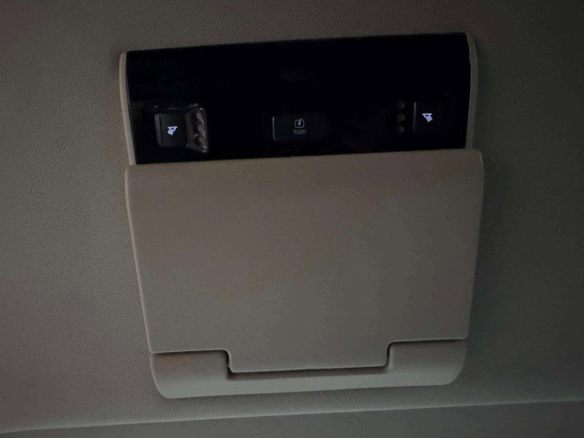 Used 2016 GMC Yukon Denali w/ Open Road Package image 34