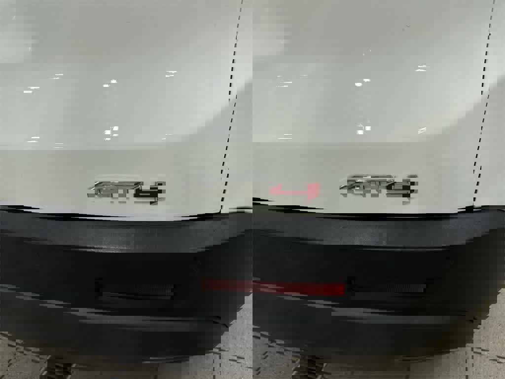 Used 2022 GMC Acadia AT4 w/ Preferred Package image 28