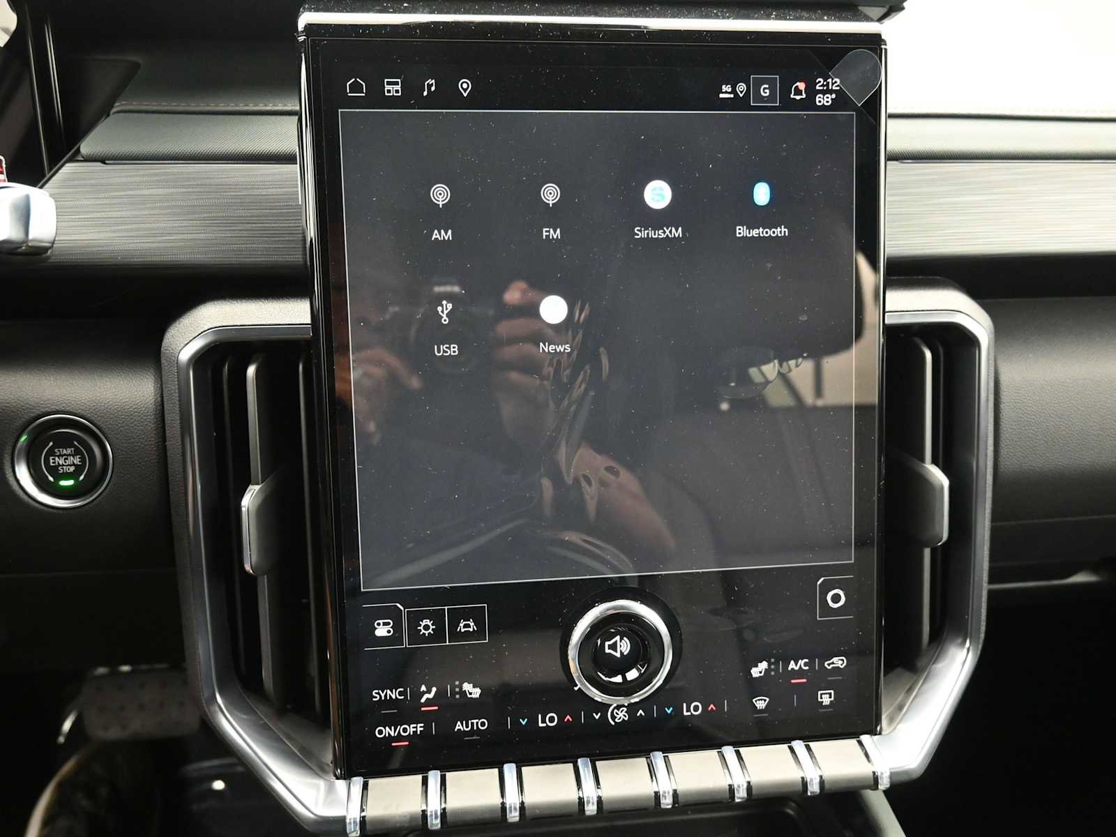 New 2026 GMC Acadia AT4 image 17