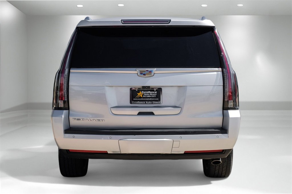 Used 2019 Cadillac Escalade ESV Luxury image 8