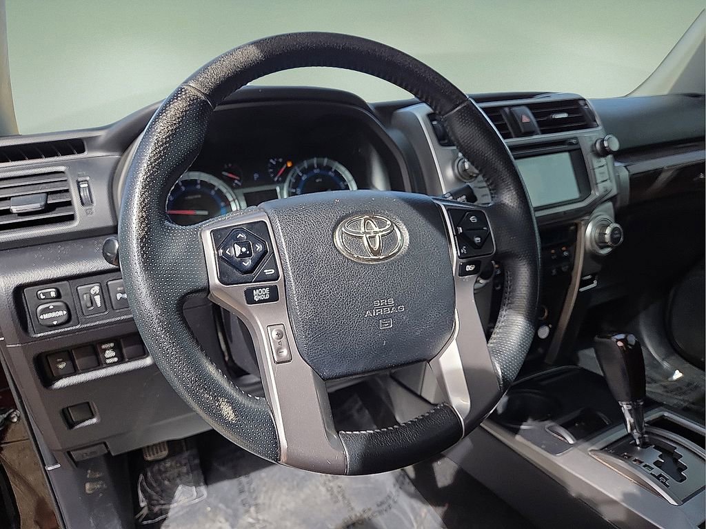 Used 2014 Toyota 4Runner Limited image 24