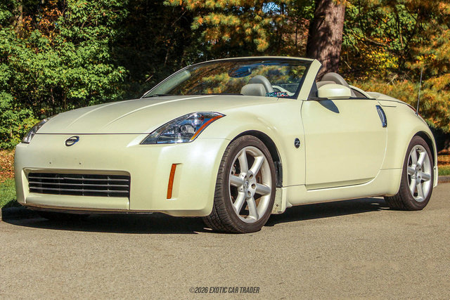 Used 2004 Nissan 350Z Touring RWD image 13