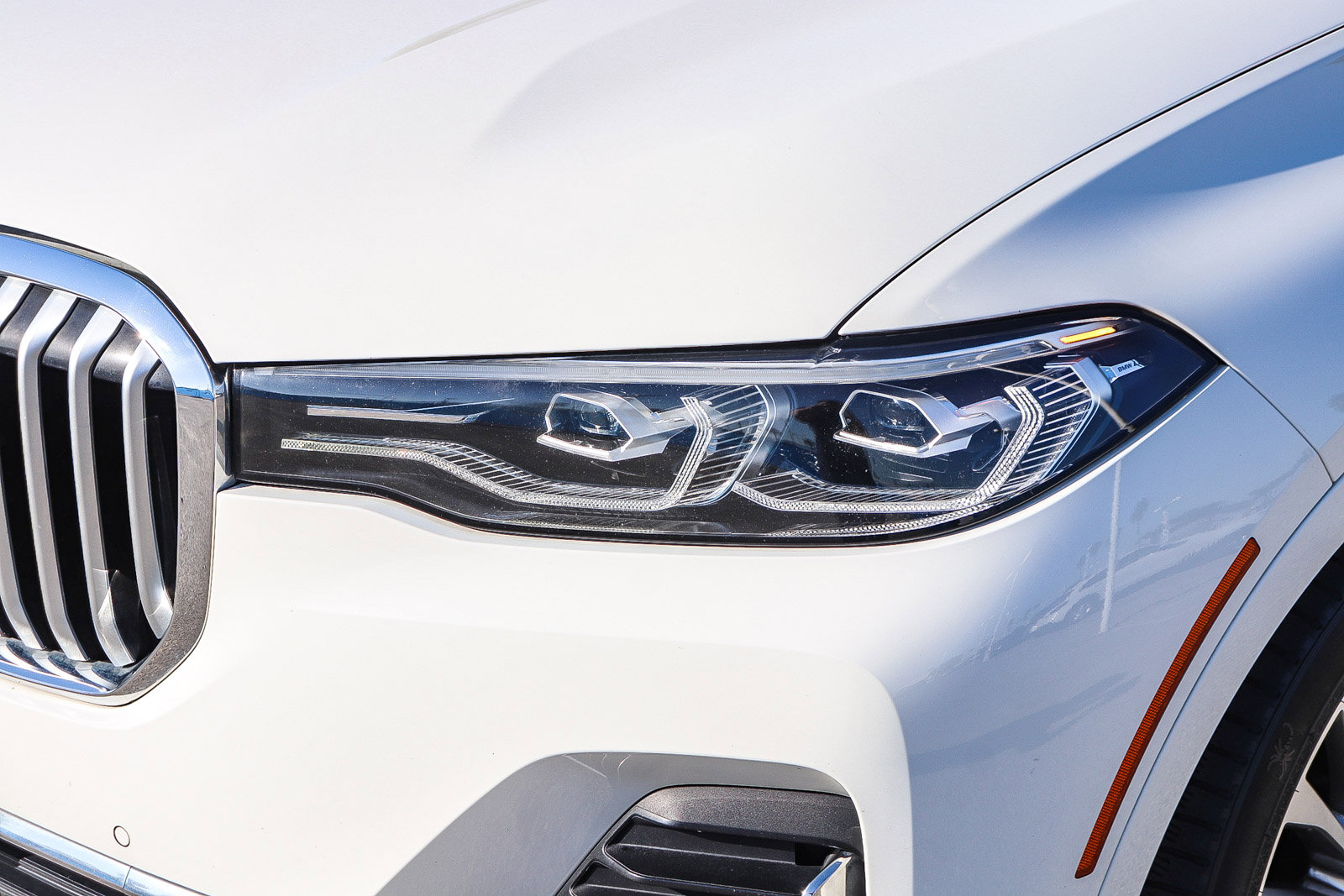 Used 2021 BMW X7 xDrive40i w/ Premium Package image 5