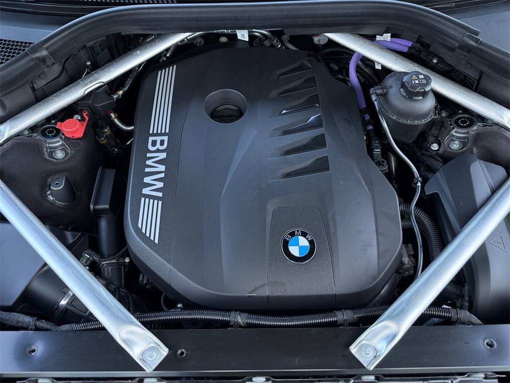 Certified 2026 BMW X7 xDrive40i w/ Executive Package image 38
