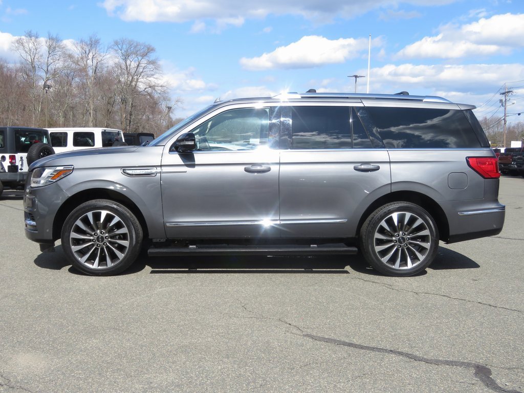Used 2021 Lincoln Navigator Reserve w/ Luxury Package image 9