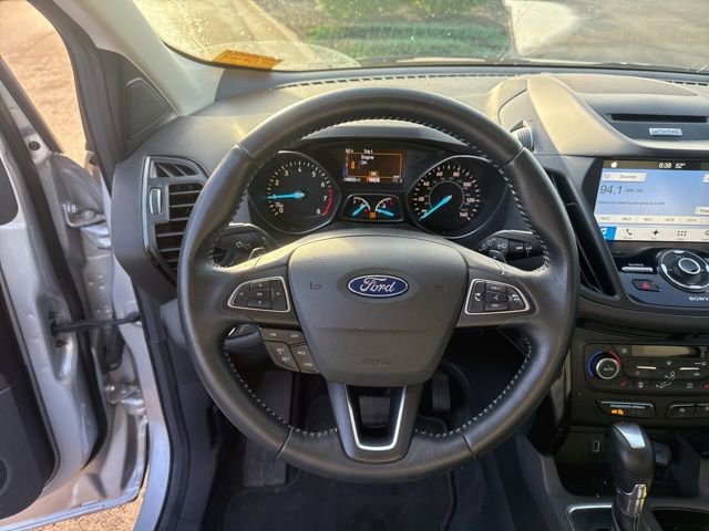 Used 2017 Ford Escape Titanium AWD/4WD image 15