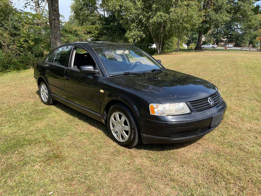Used 1999 Volkswagen Passat GLS image 1