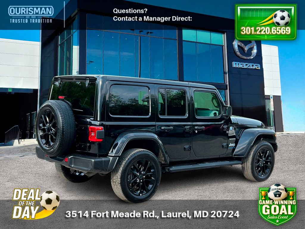 Used 2024 Jeep Wrangler Unlimited Sahara AWD/4WD image 2