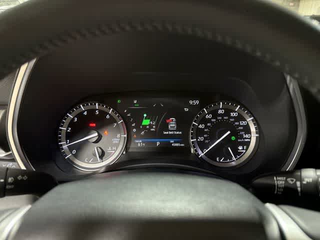 Used 2022 Toyota Highlander XLE AWD/4WD image 34