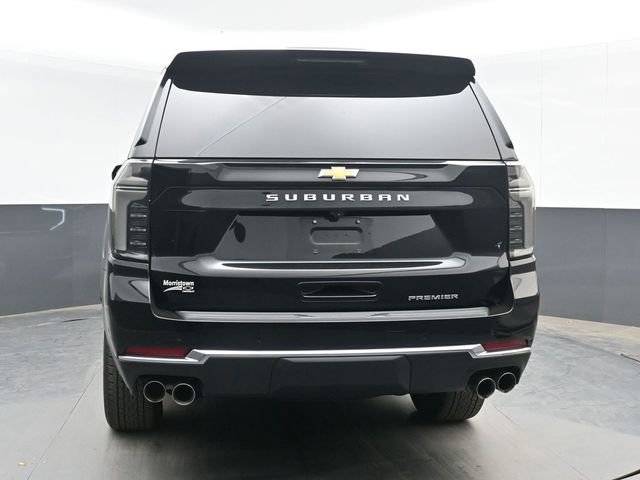 Used 2025 Chevrolet Suburban Premier AWD/4WD image 13