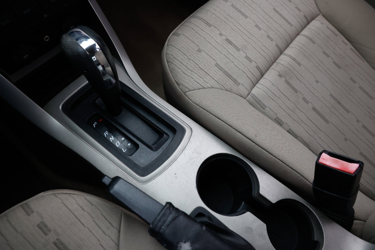 Used 2010 Ford Focus SE image 37